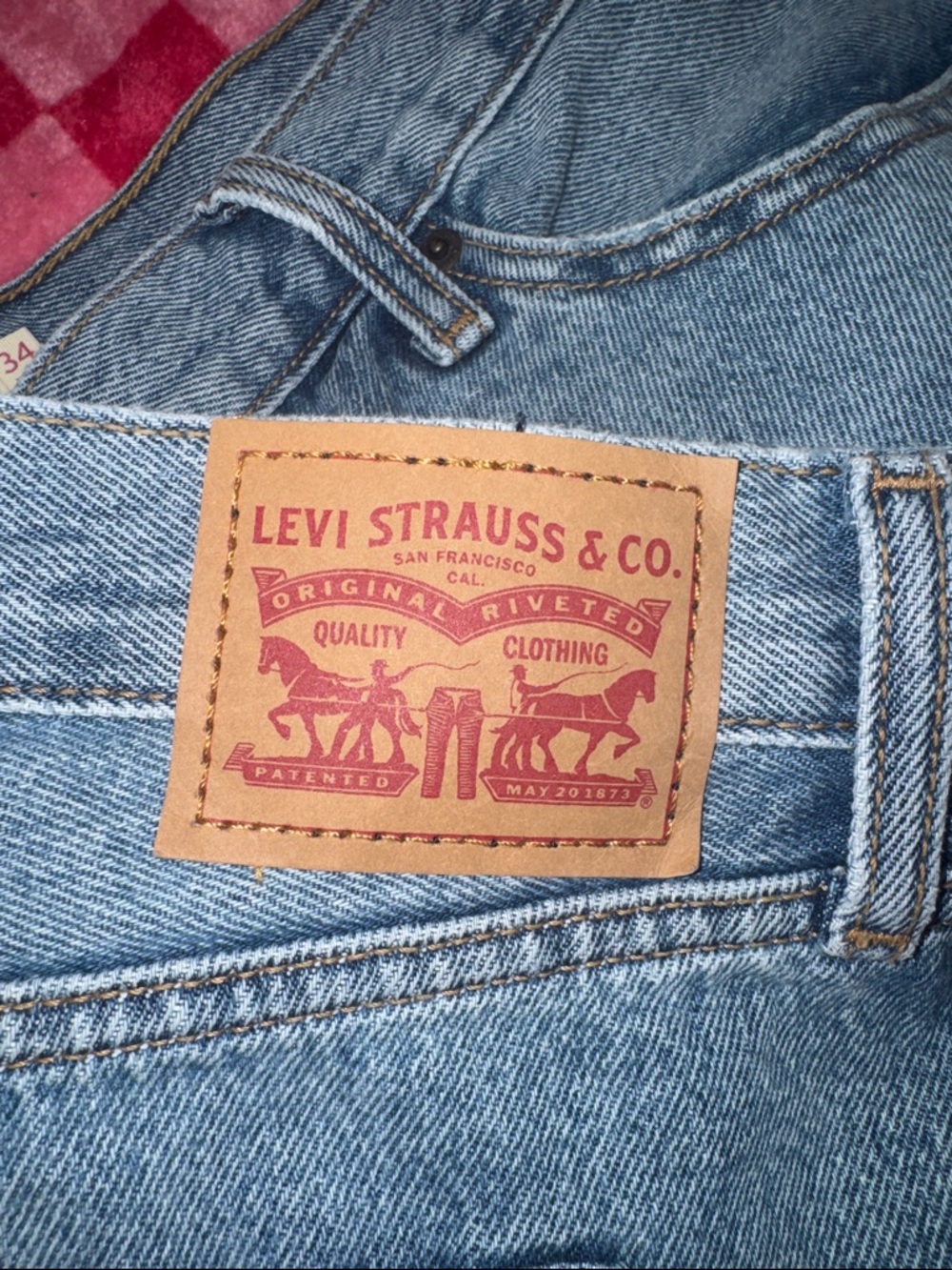 Levi's Women's Light Blue Distressed Straight Jeans - Picture 2 of 8